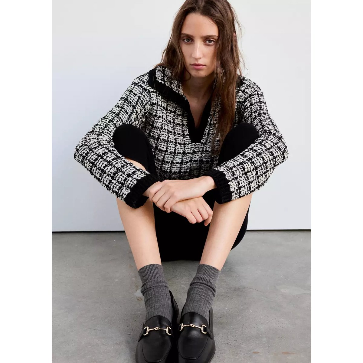 Pull en tweed col polo noir, MANGO