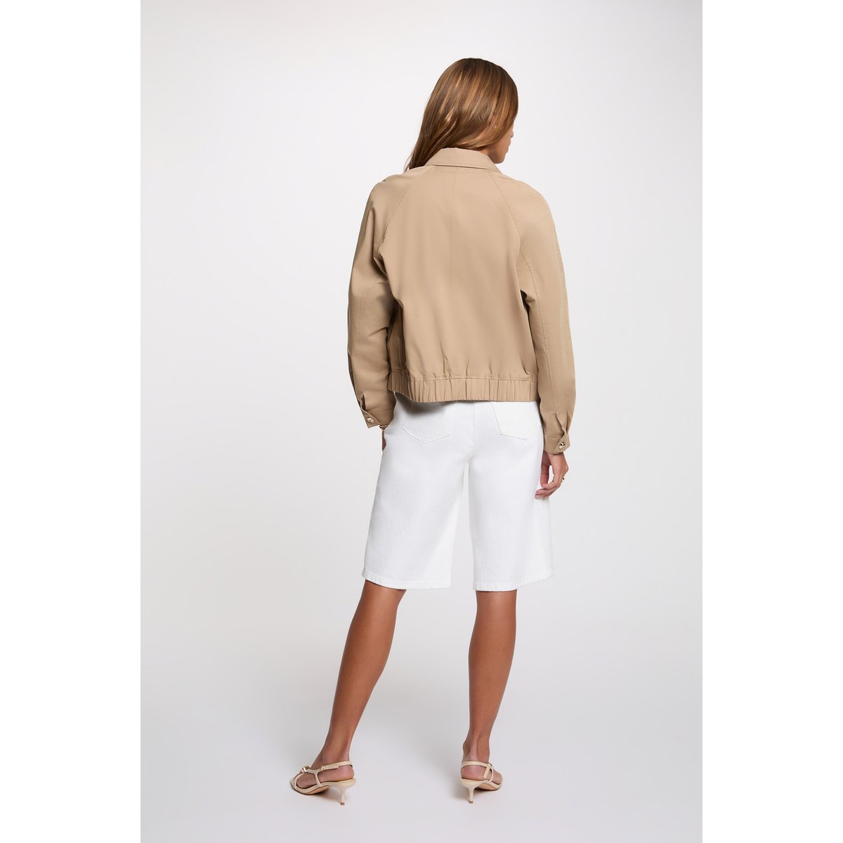 Blouson court col ouvert beige, MORGAN