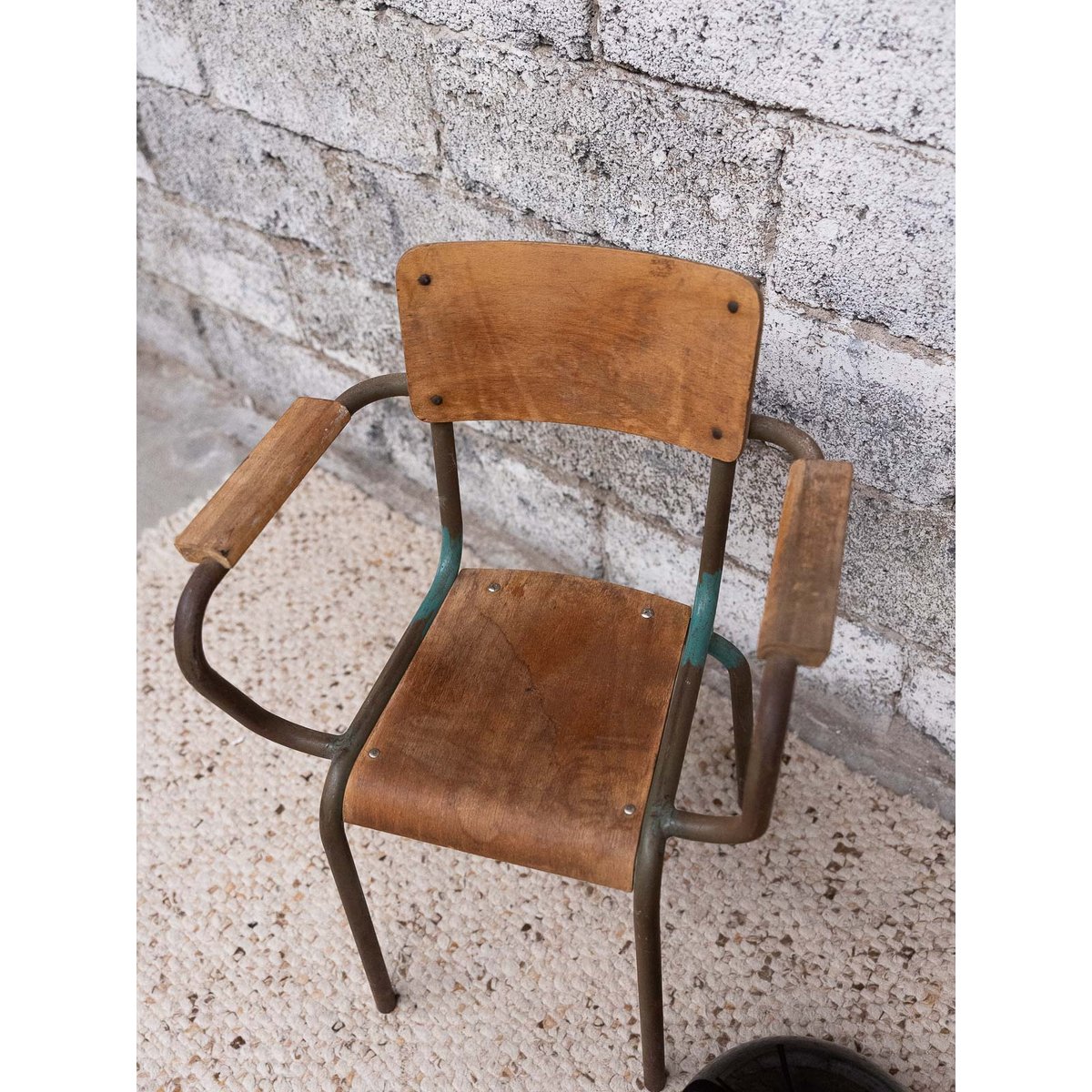 Chaise d'école Alma N°1776 - Bon état bois clair, DEBONGOUT