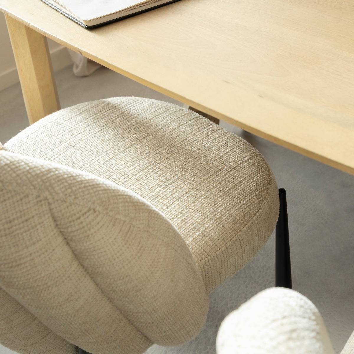 Lot de 2 chaises en tissu ONDINE blanc, MADE IN MEUBLES