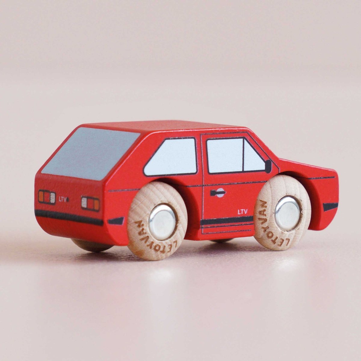 Mini voiture Gary No 8 rouge, LE TOY VAN
