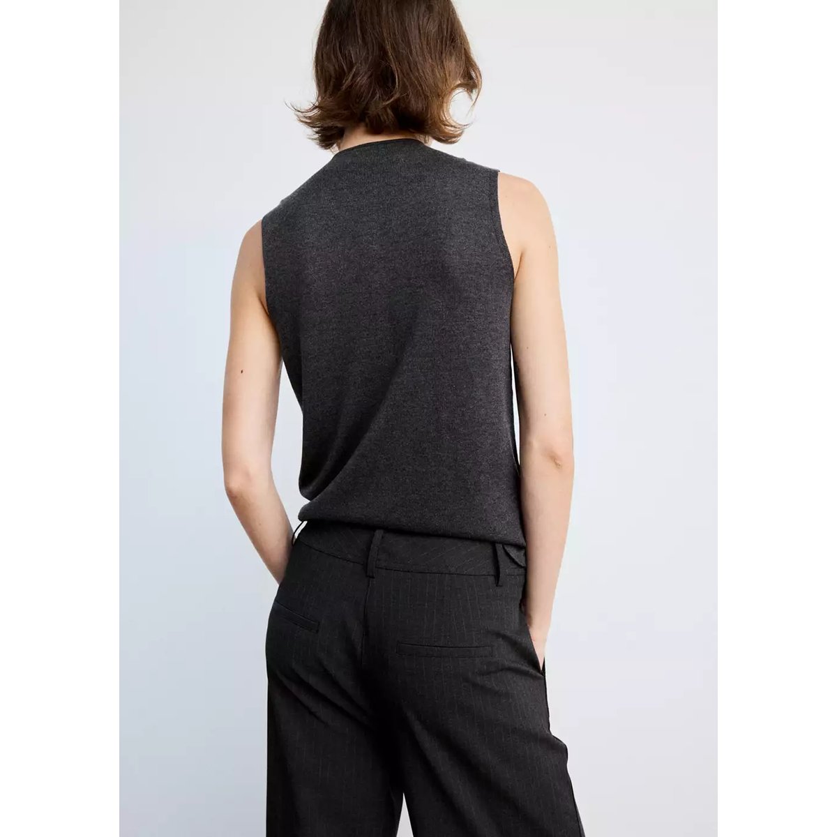 Gilet maille fine boutons gris anthracite, MANGO