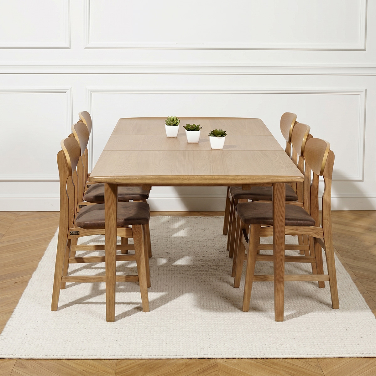 Table rectangulaire en chêne 1 rallonge 6/8 couverts DALHIA beige, ROBIN DES BOIS
