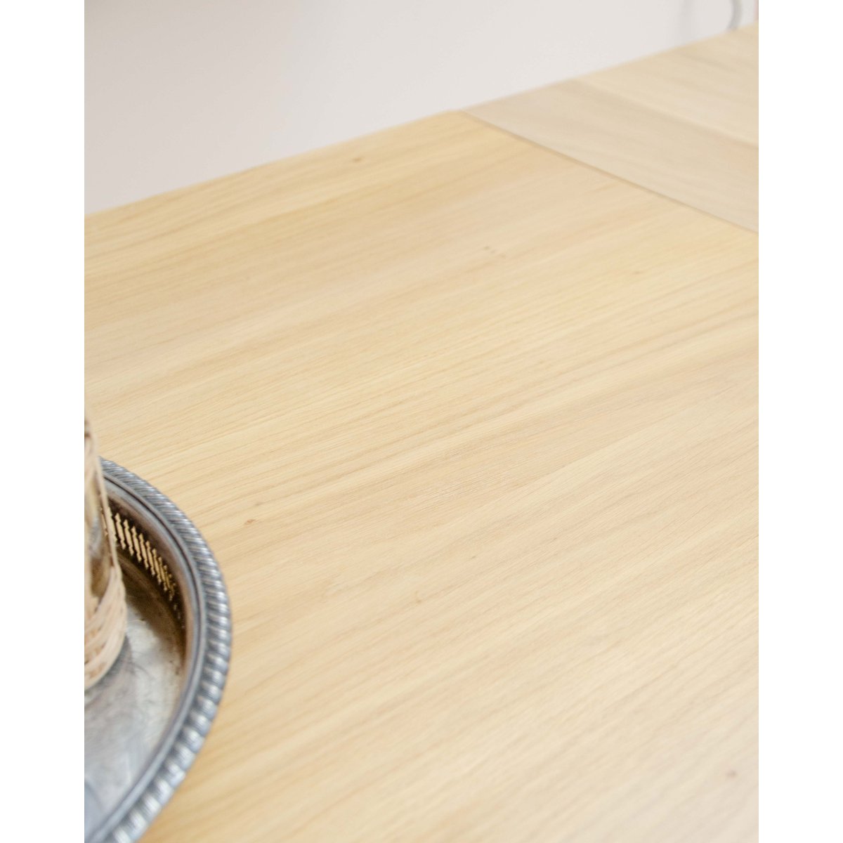 Table à manger en chêne Karla N°1271 - Bon état bois clair, DEBONGOUT