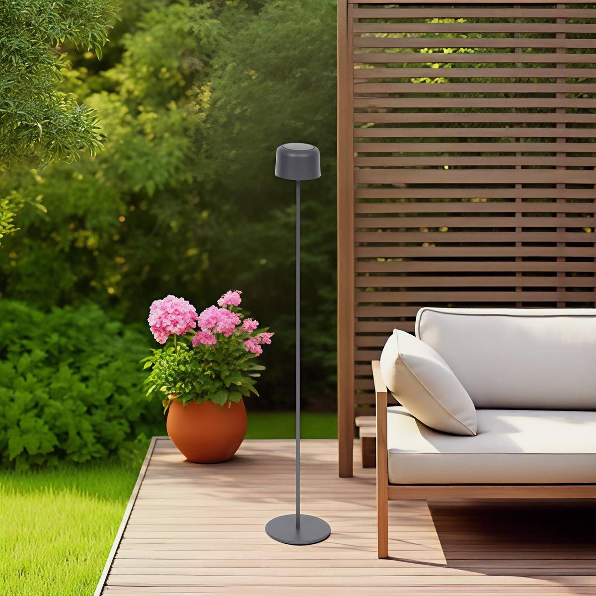 Lampadaire solaire tactile avec détecteur BOLTY gris graphite, HESPERIDE