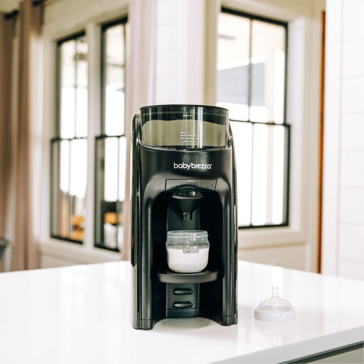 Préparateur de biberons Formula Pro Advanced blanc, noir, BABY BREZZA