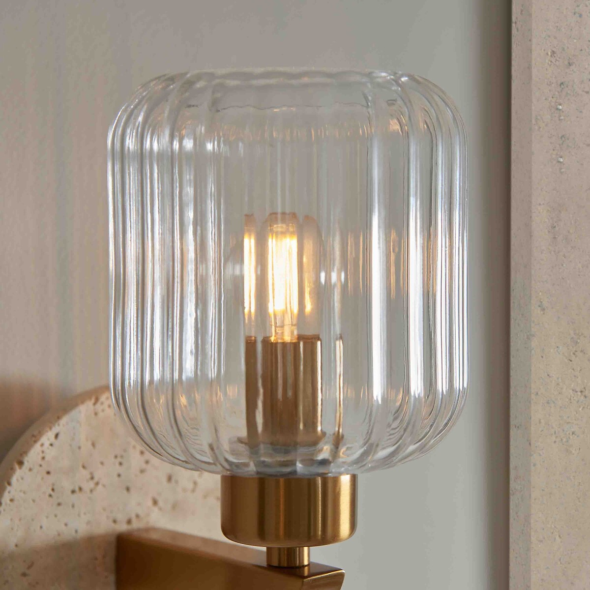 Torro Ribbed Glass Travertine Wall Light beige, ÉDITÉ