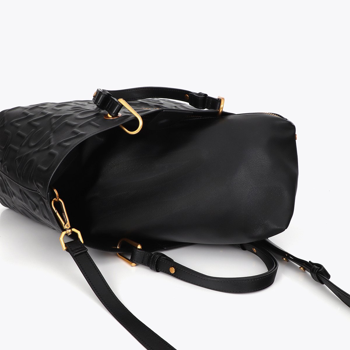 Cabas à logo embossé en simili cuir noir, LOLA CASADEMUNT