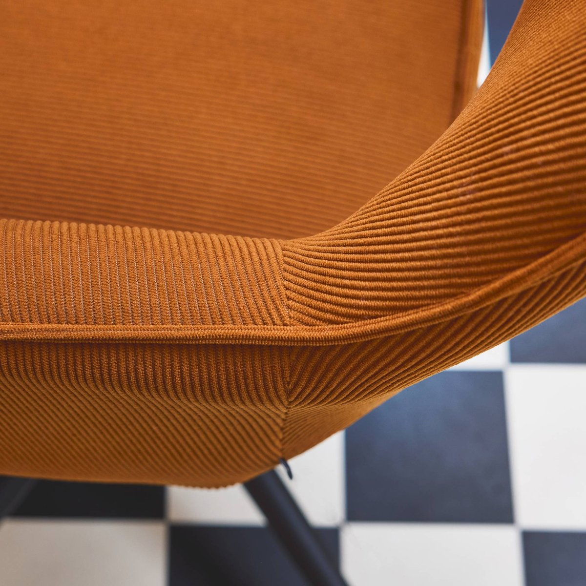 Chaise de bureau à roulettes velours côtelé JIM camel, SWEEEK