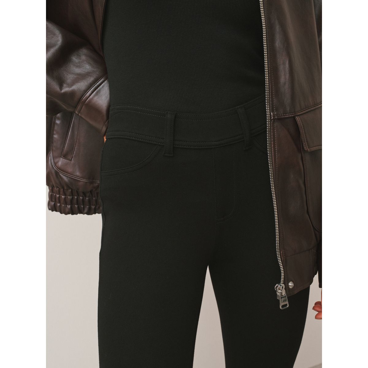 Legging court en denim de jersey noir, NEXT