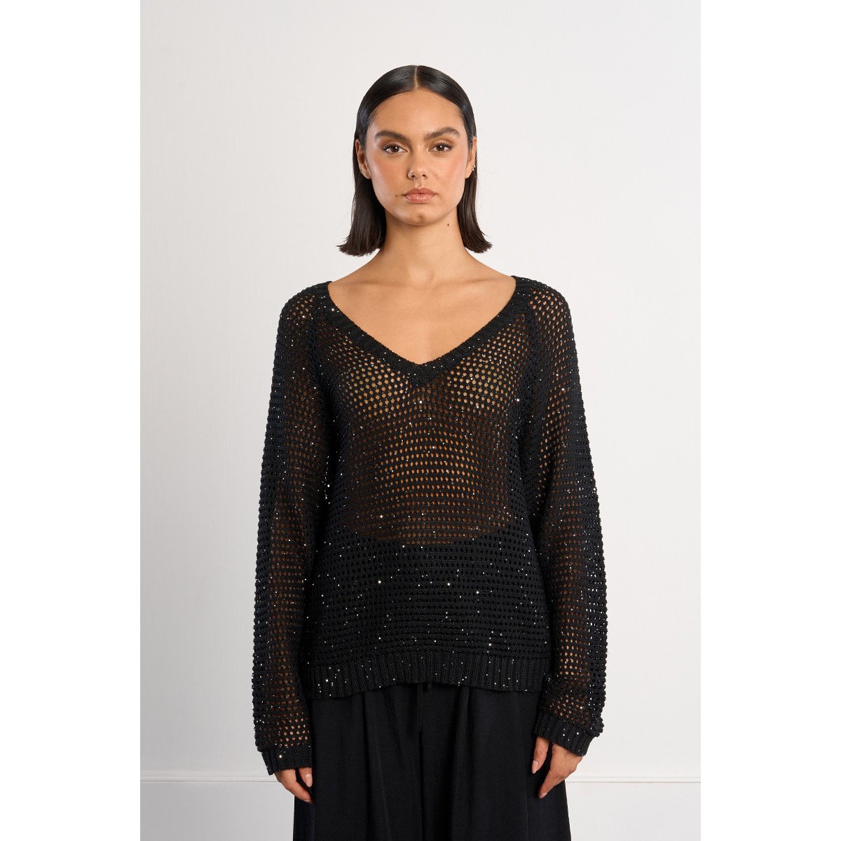 Pull en col V, parsemé de strass noir, LILI SIDONIO