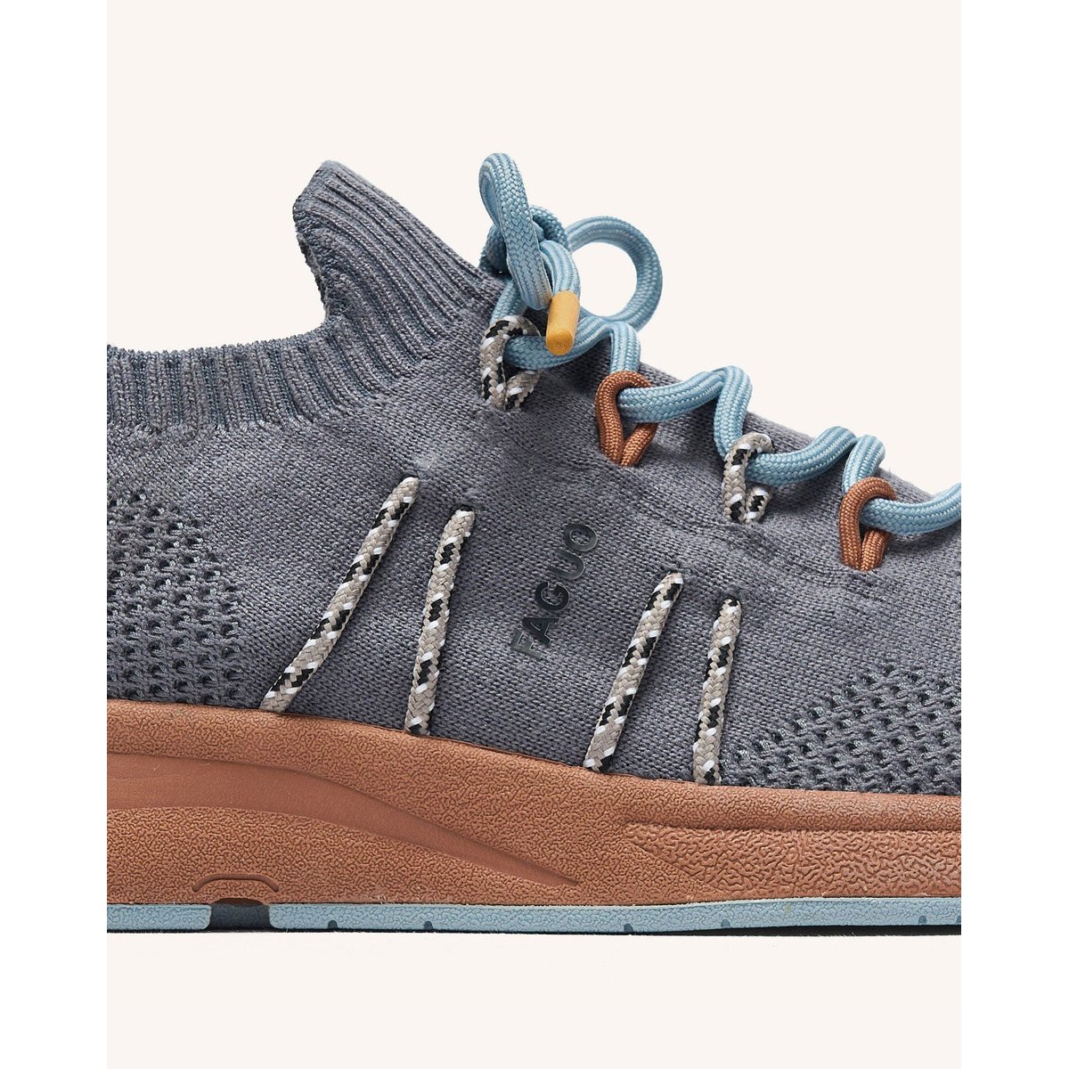 Running HEARTWOOD gris foncé, FAGUO