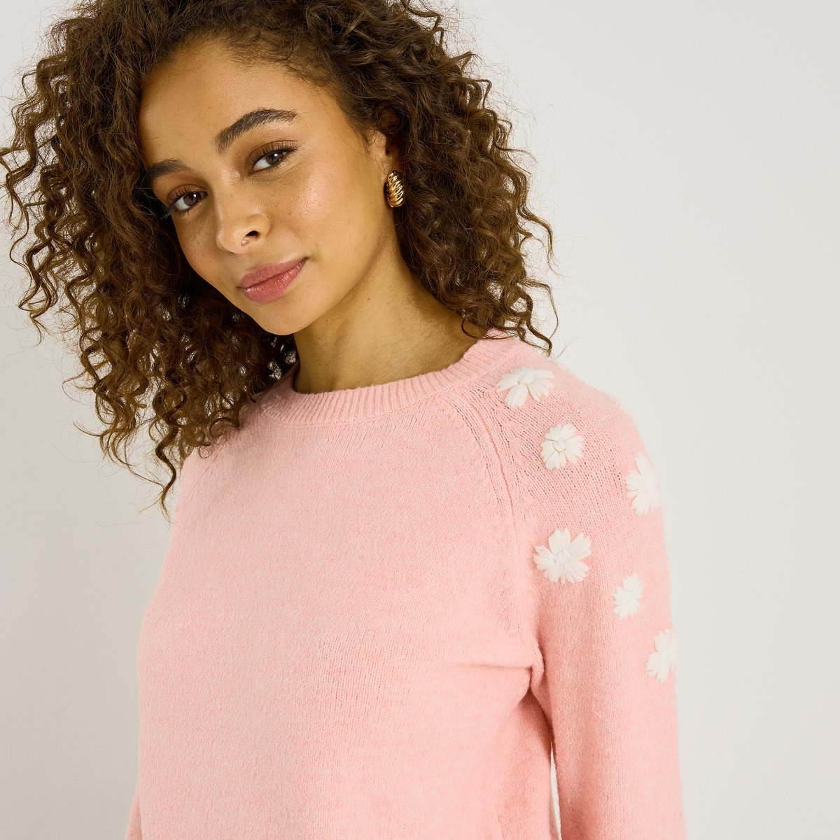 Pull col rond fleurs brodées rose, GRAIN DE MALICE