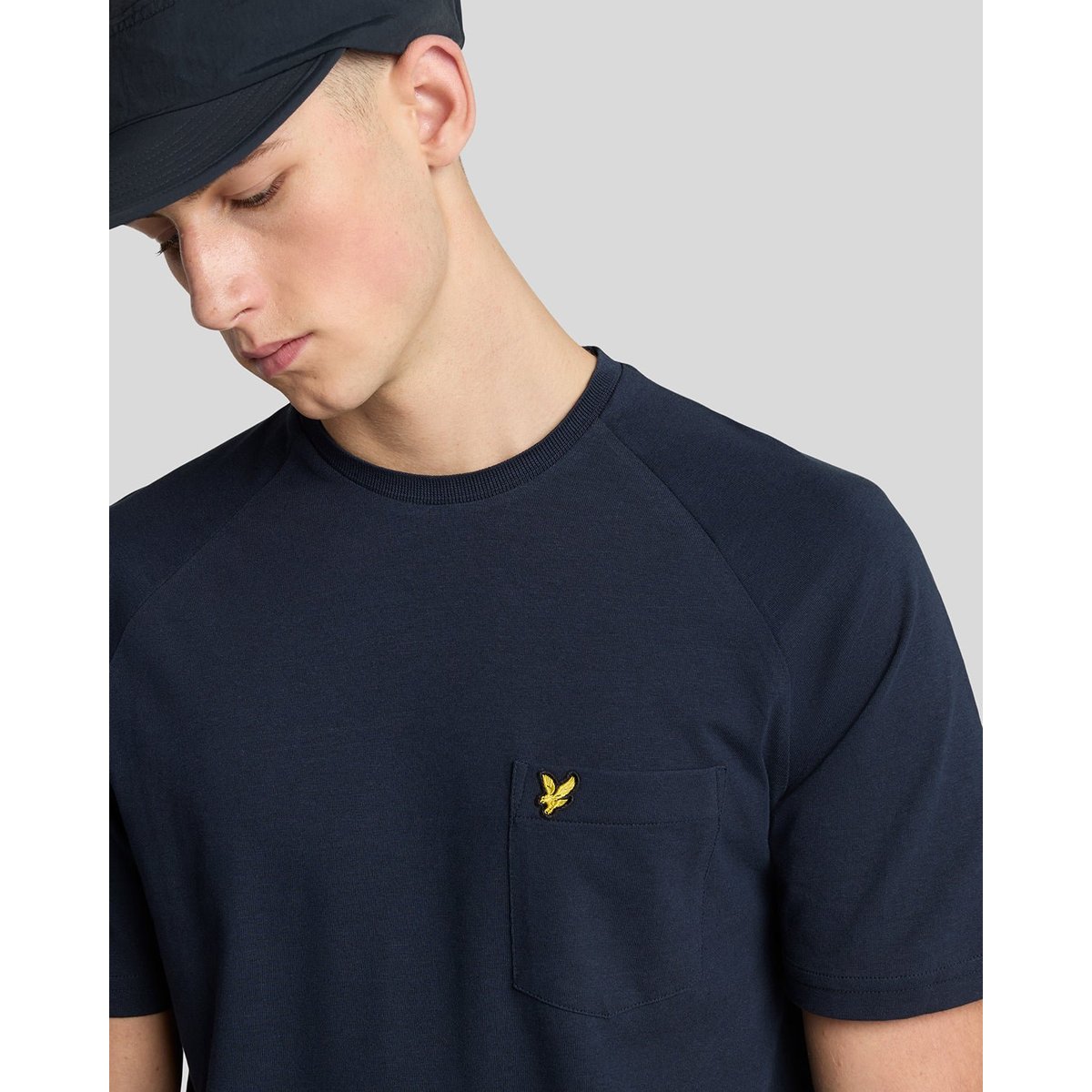 T-shirt en mélange de lin raglan bleu foncé marine, LYLE & SCOTT