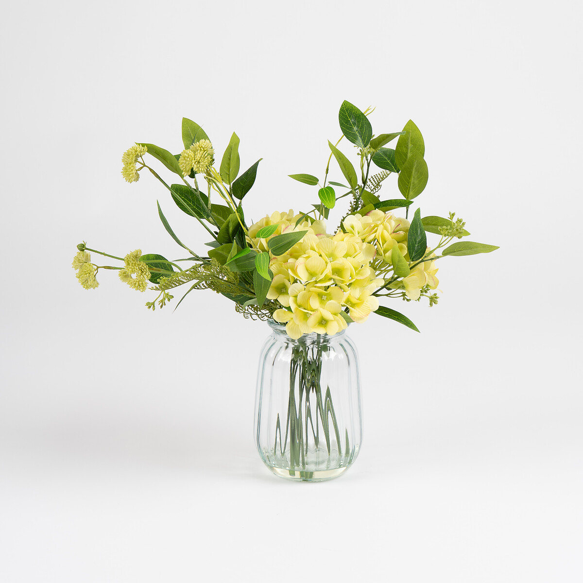 Hydrangea Arrangement in Glass Vase green, SO'HOME