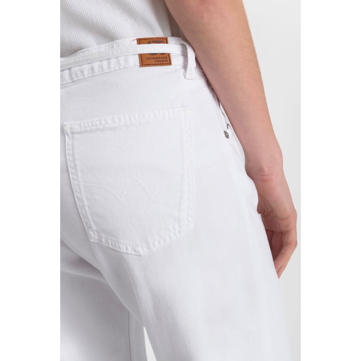 Jeans loose, large wide leg , longueur 34 white, LE TEMPS DES CERISES