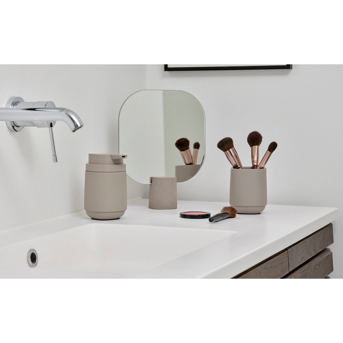 Miroir de table TIME concrete, ZONE DENMARK