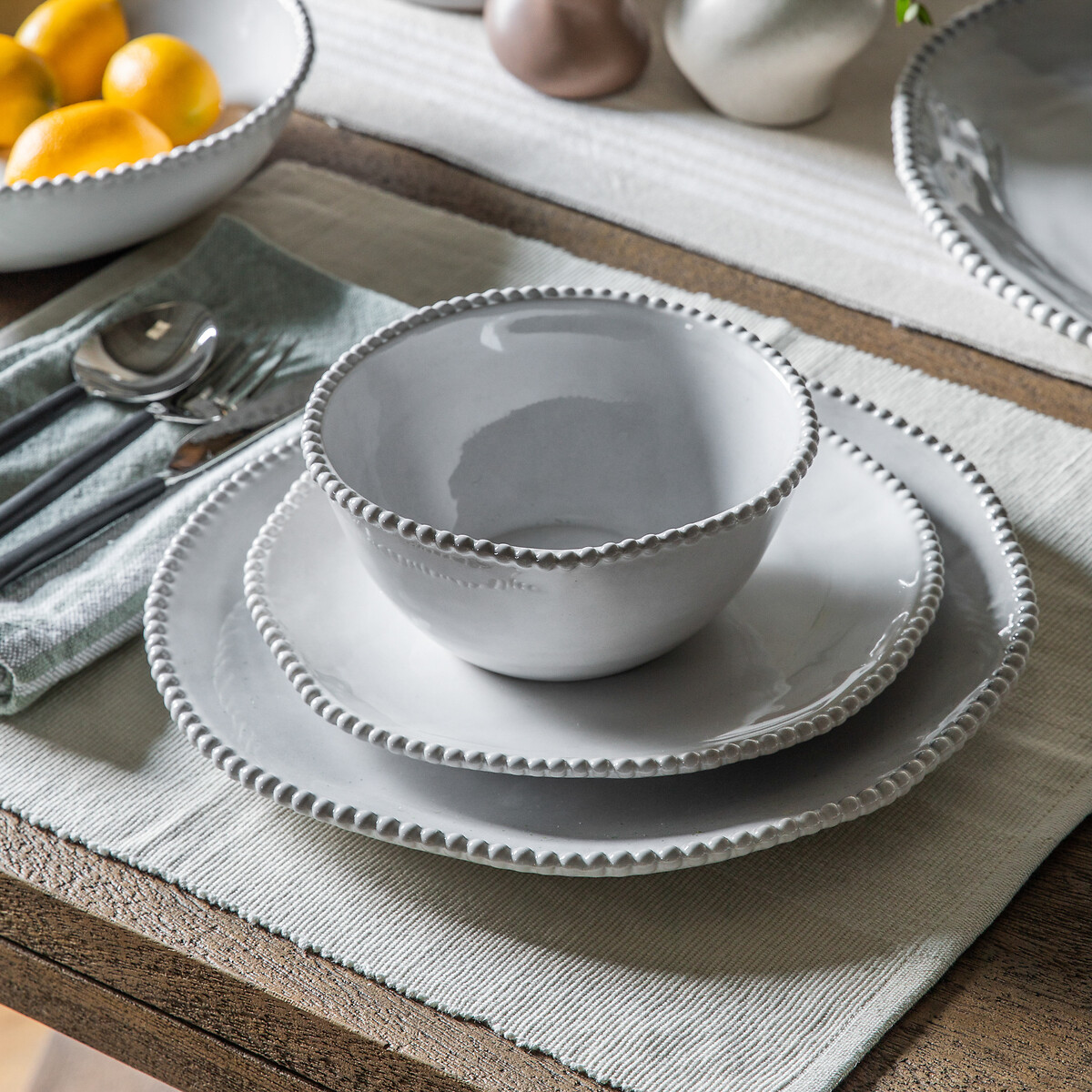 Set of 4 Harville Beaded Side Plates cream, ÉDITÉ