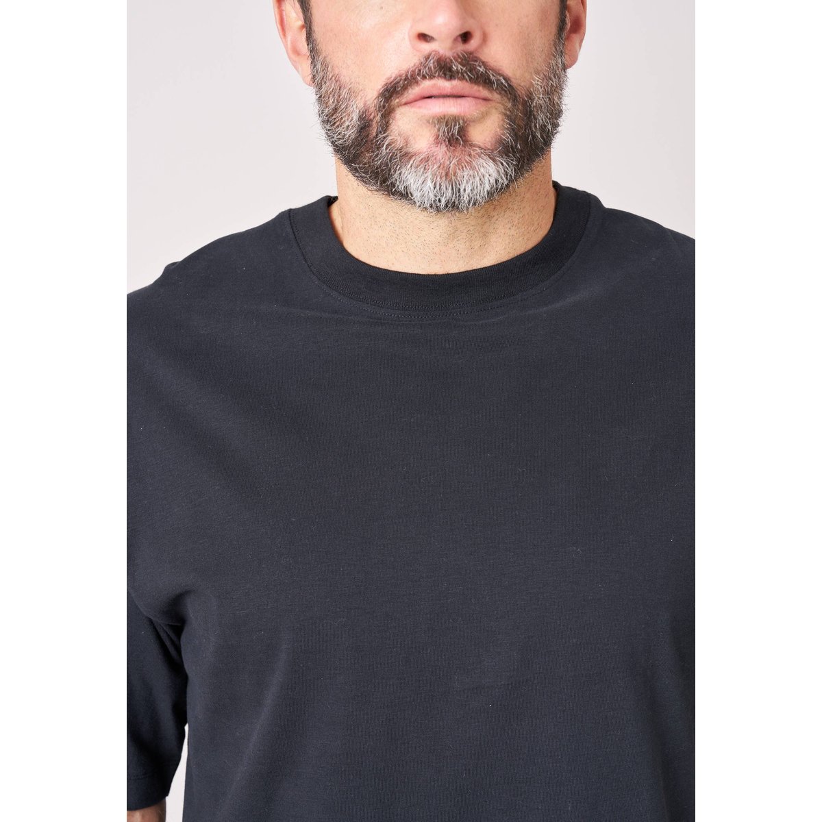 T-shirt homme en 100% coton IDEAL black, DEELUXE