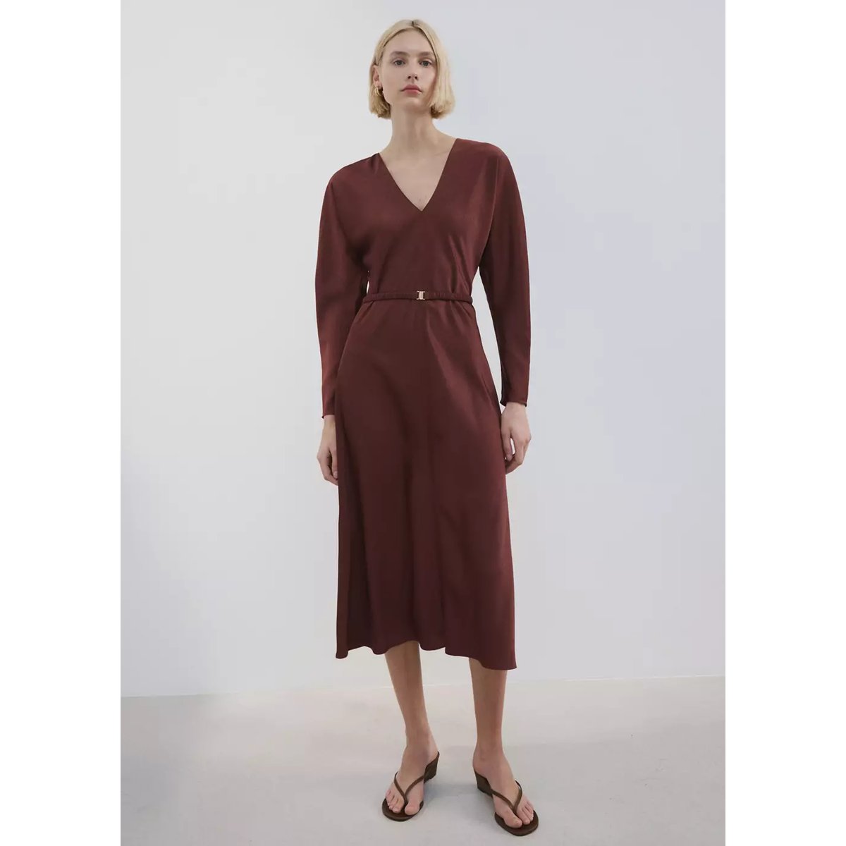 Robe ceinture col en V grenat, MANGO