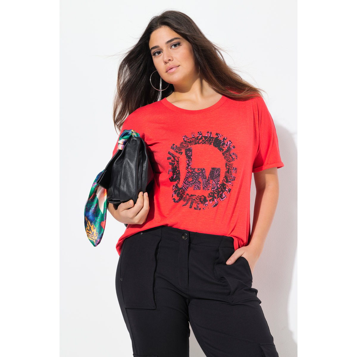 T-shirt oversize. Col rond et manches rouge clair, ULLA POPKEN