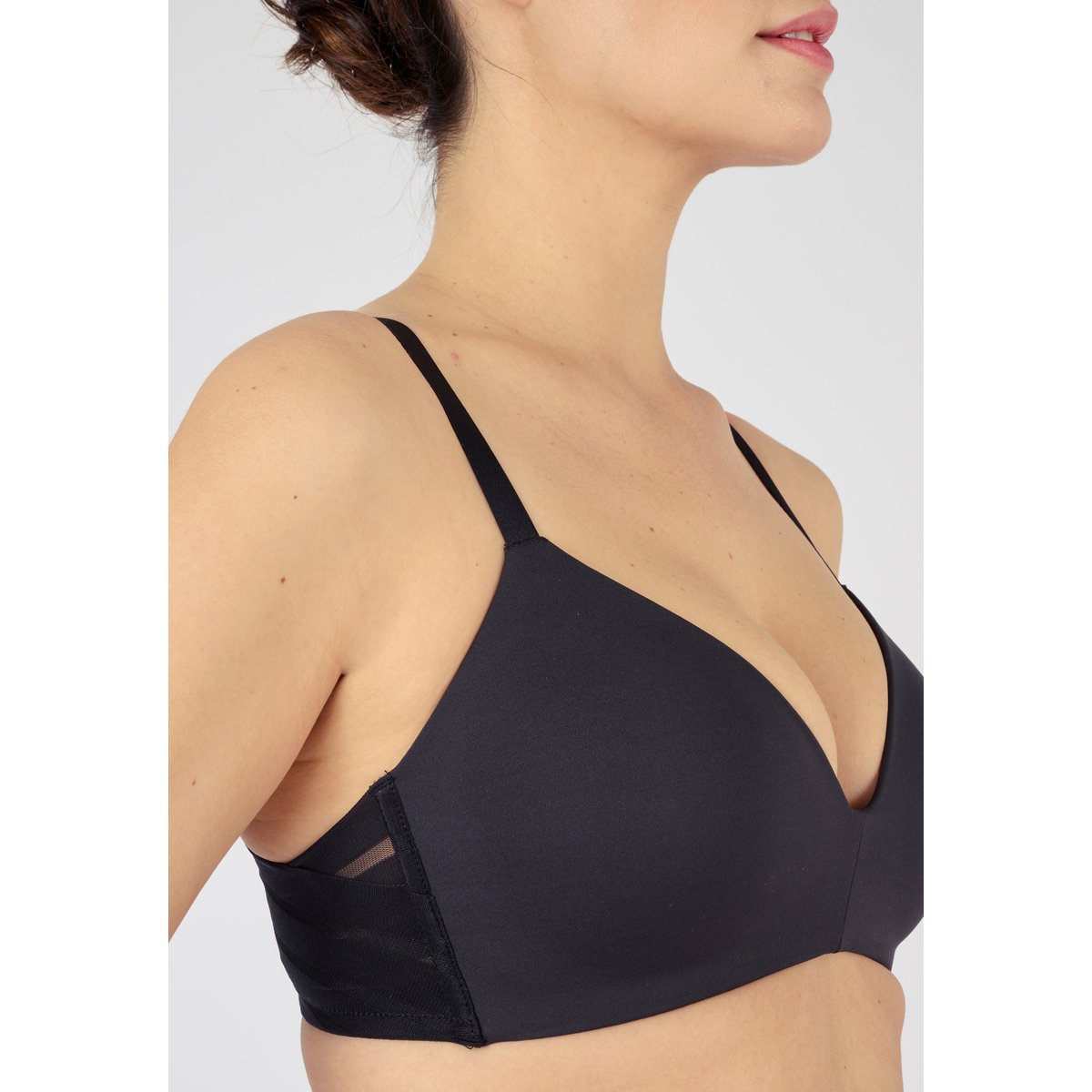 Soutien-gorge invisible* sans armatures noir, DAMART