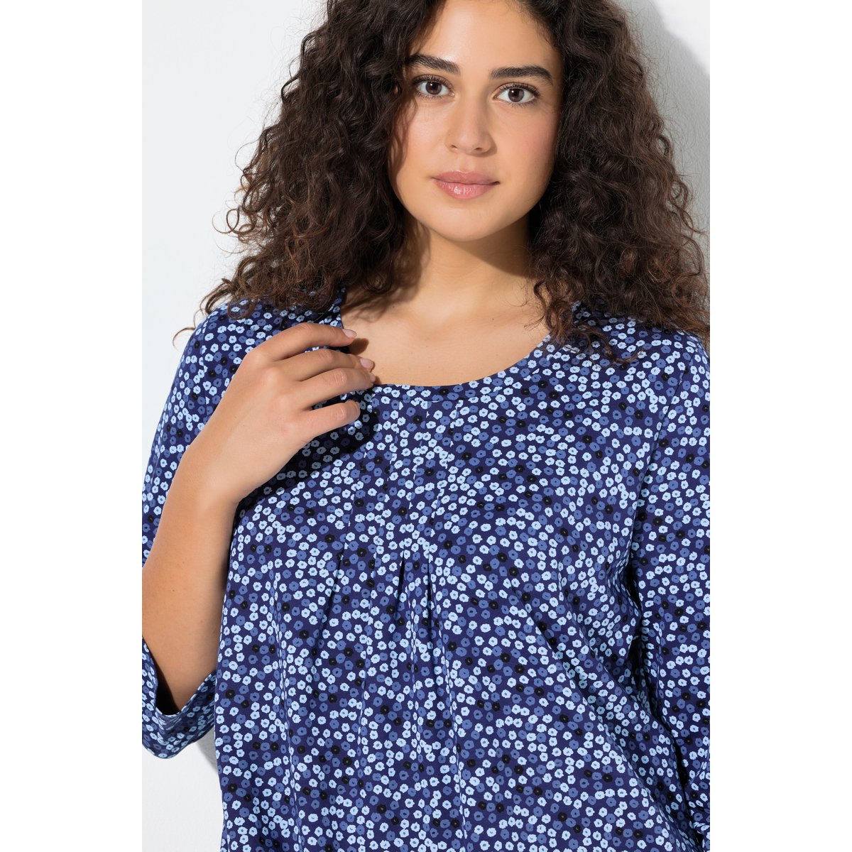 T-shirt motif à fleurs bleu foncé, ULLA POPKEN