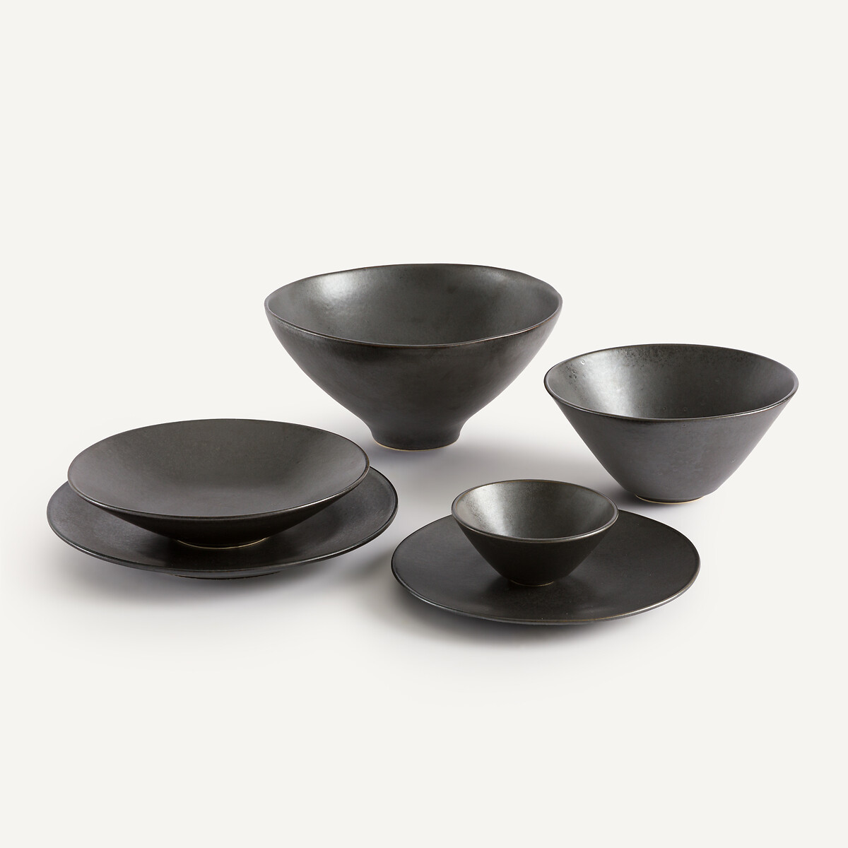 Lot de 4 assiettes à pâtes en grès émaillé, KANSO noir, AM.PM