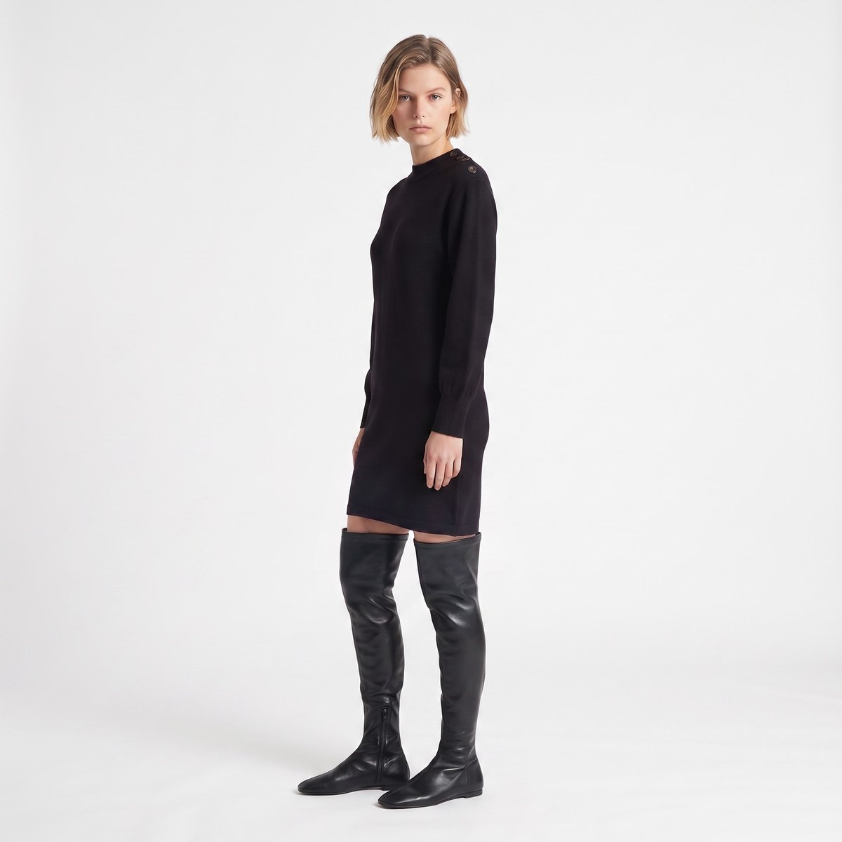 Robe en maille à boutons épaule FRIDA black, ARTLOVE