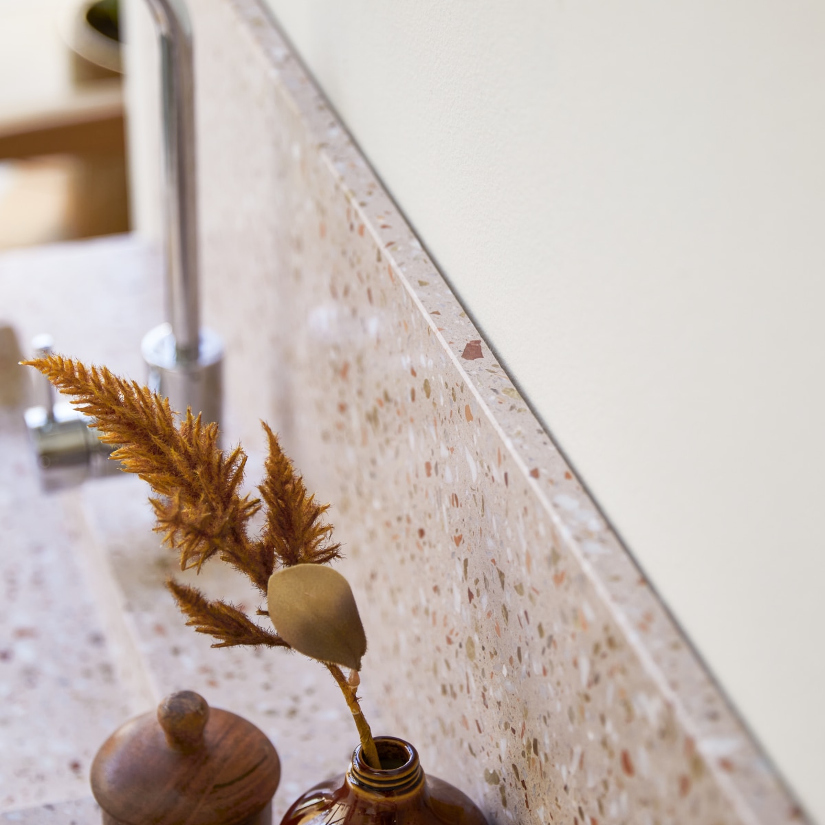 Crédence en Terrazzo premium, AVA rose, TIKAMOON