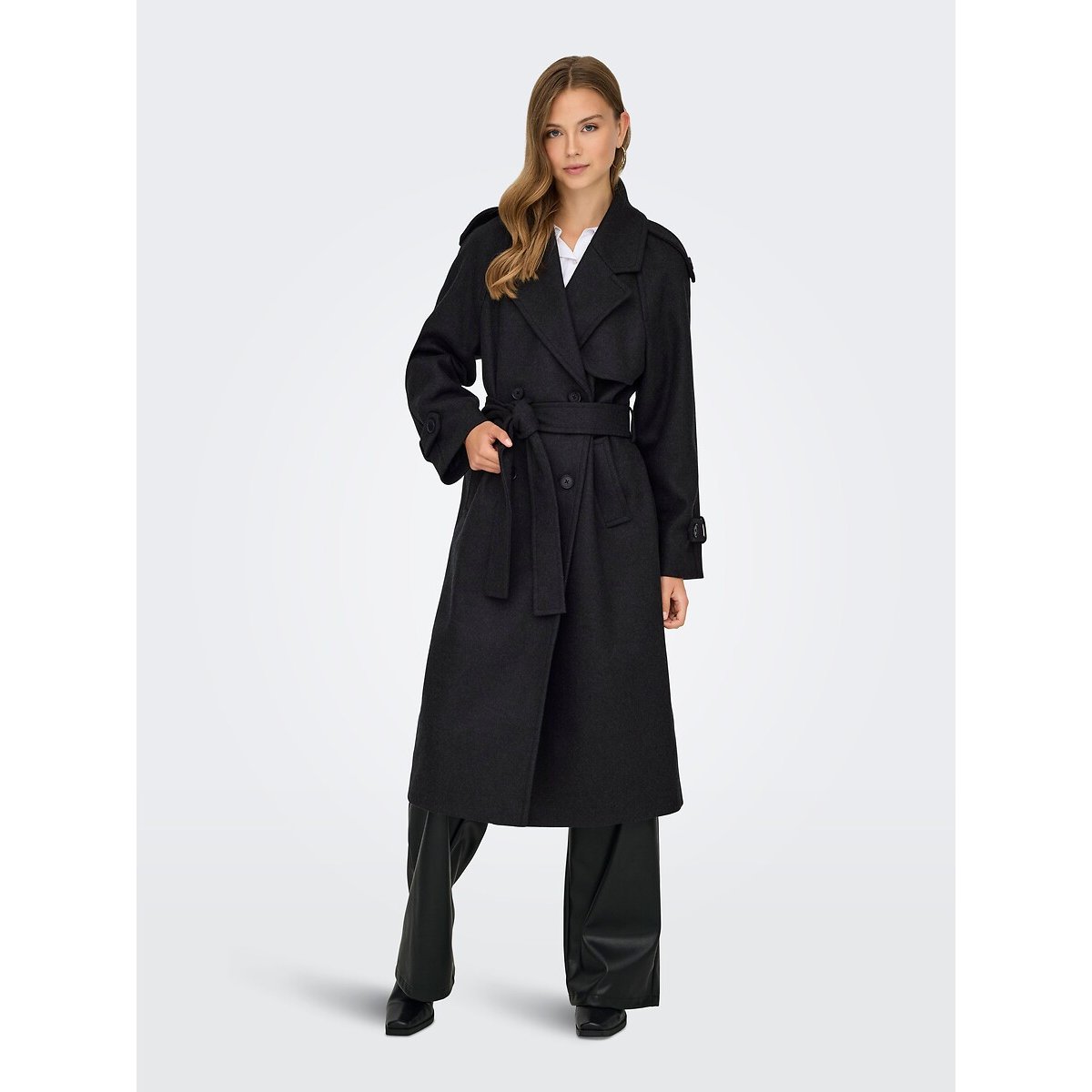 Manteau long ceinturé gris foncé, ONLY