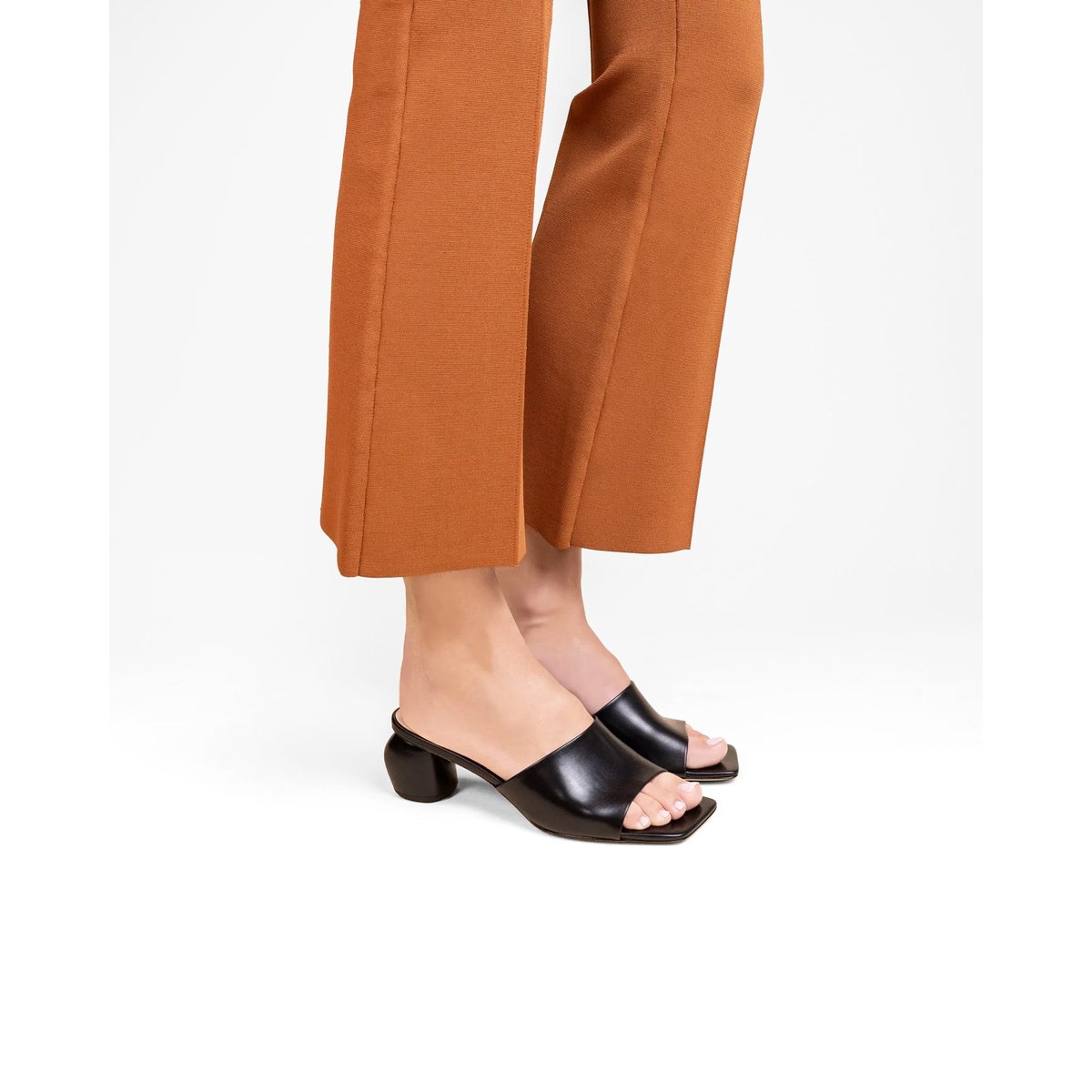 Mules à bout carré GEMMA LOW noir, MI MAI