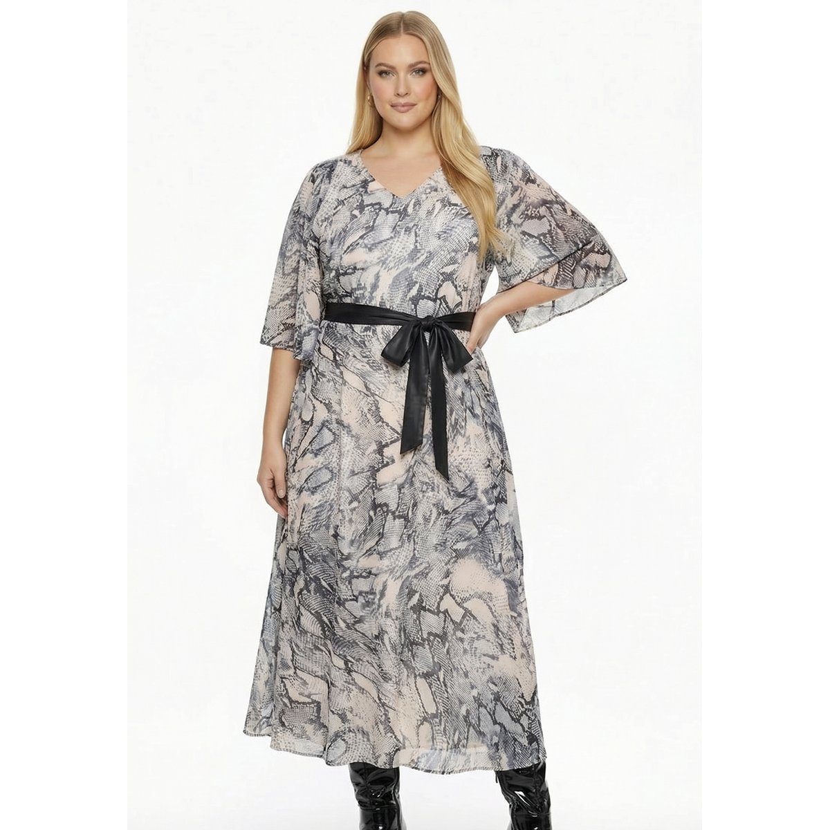 Robe avec manches longues écru, YOEK