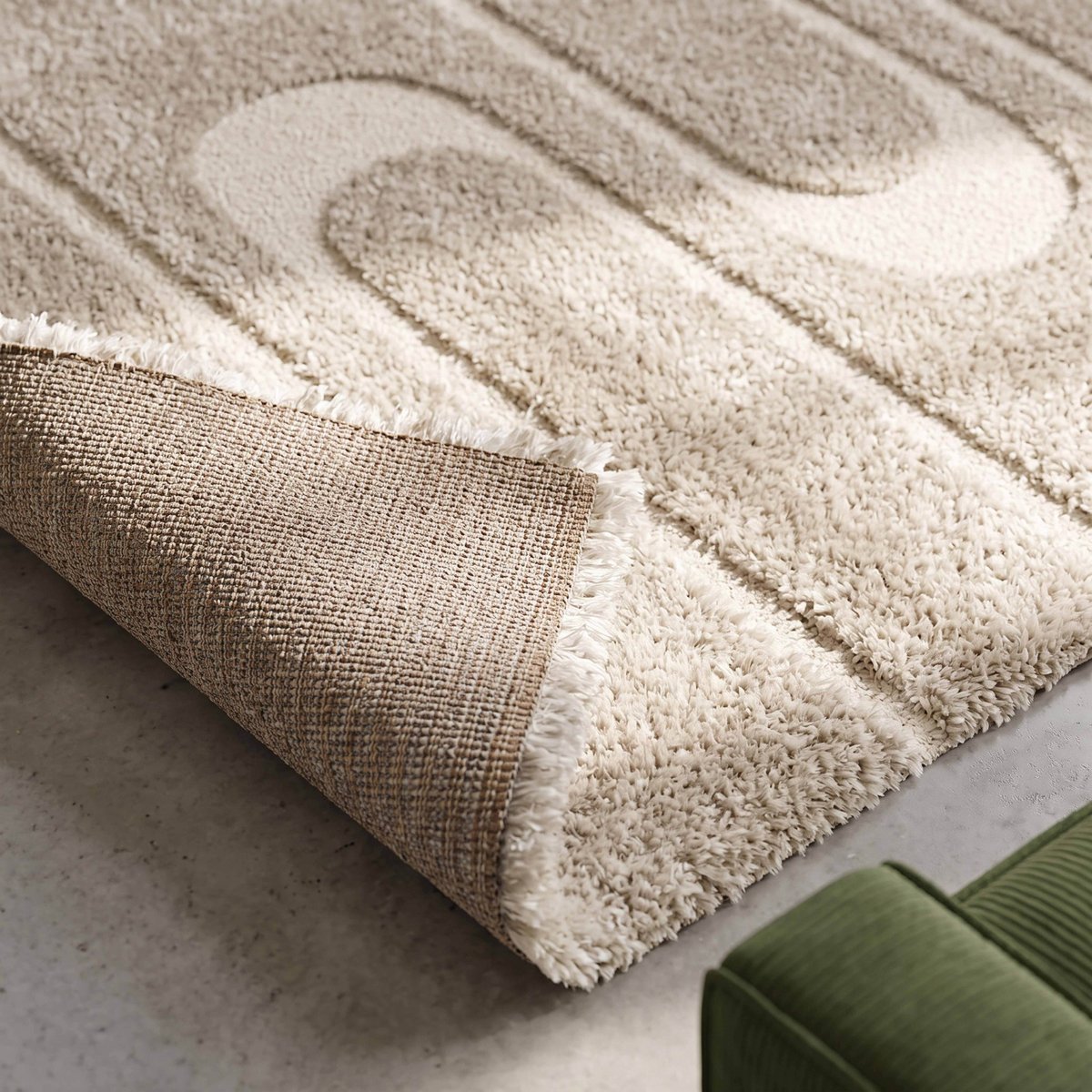 Tapis shaggy rectangulaire en polyester recyclé motif géométrique à poils longs, ZIGGY taupe, OVIALA