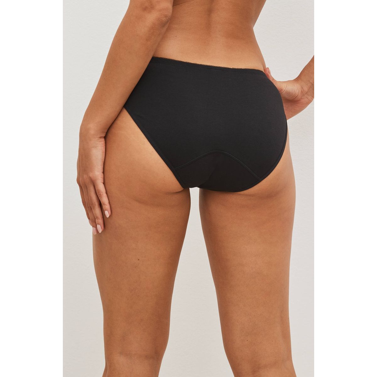 Culotte périodique essential - échancrée noir, NEXT