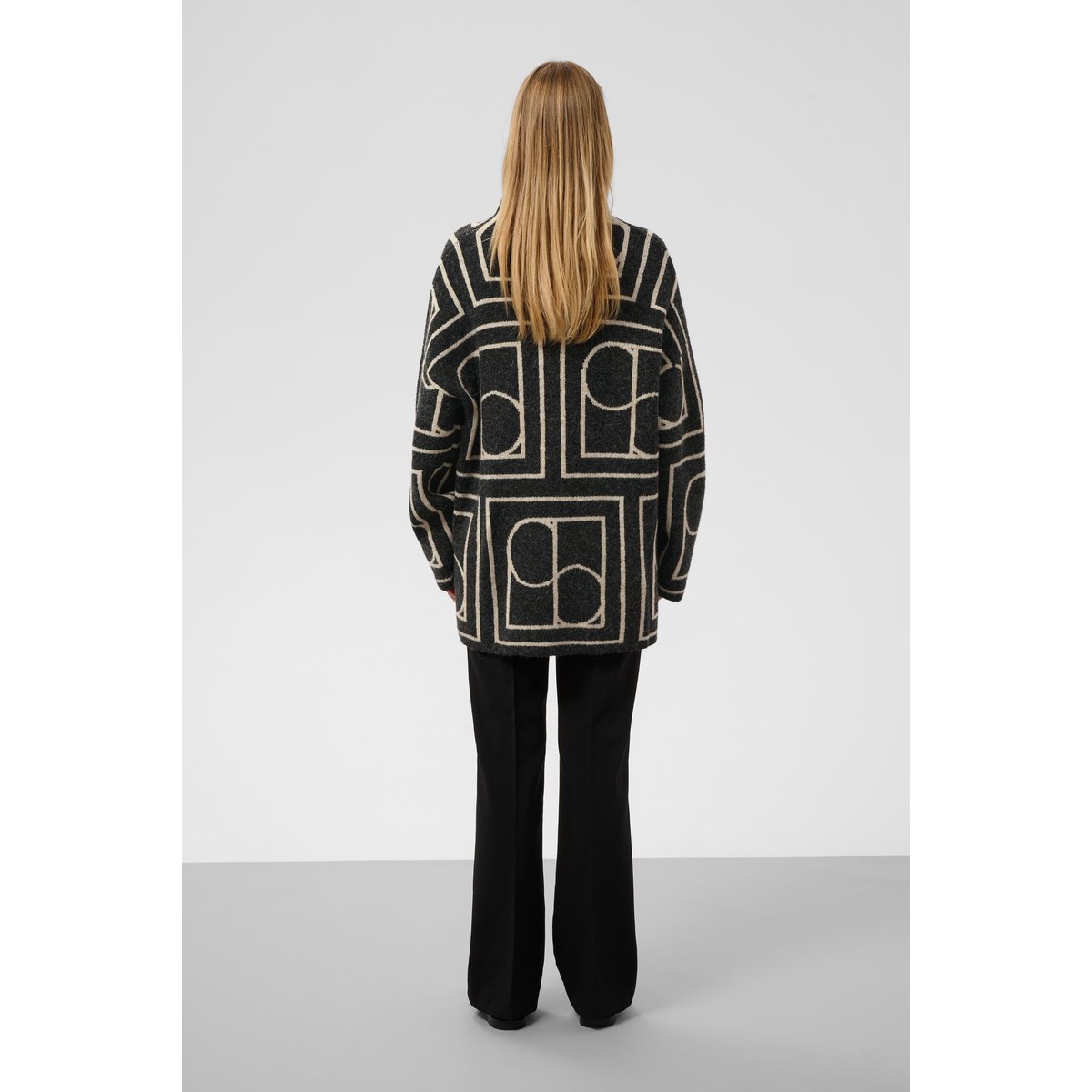 Pullover tricoté noir black w white monogram, SOAKED IN LUXURY