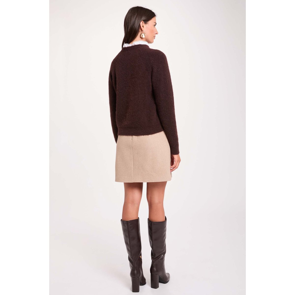 Pull col rond détails chemise marron foncé, MORGAN