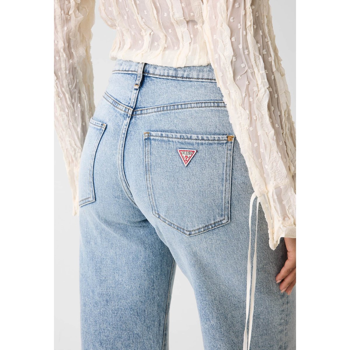 Jean Retroussés bleu clair, GUESS