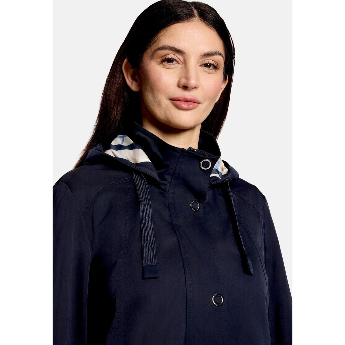 Veste d'été à capuche bleu foncé, BETTY BARCLAY