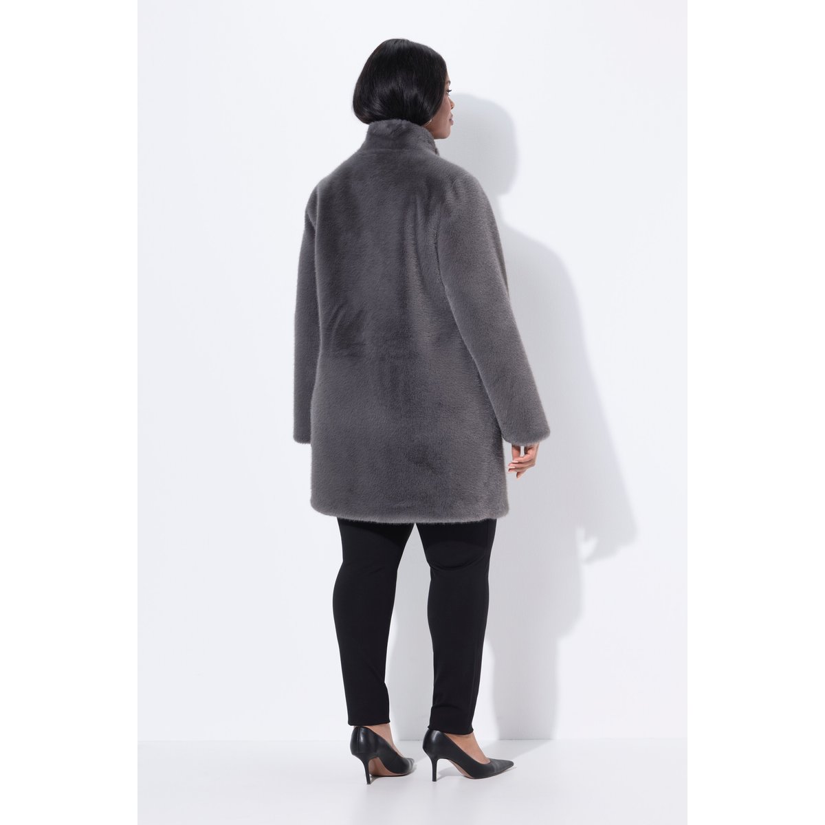 Manteau court imitation fourrure gris, ULLA POPKEN