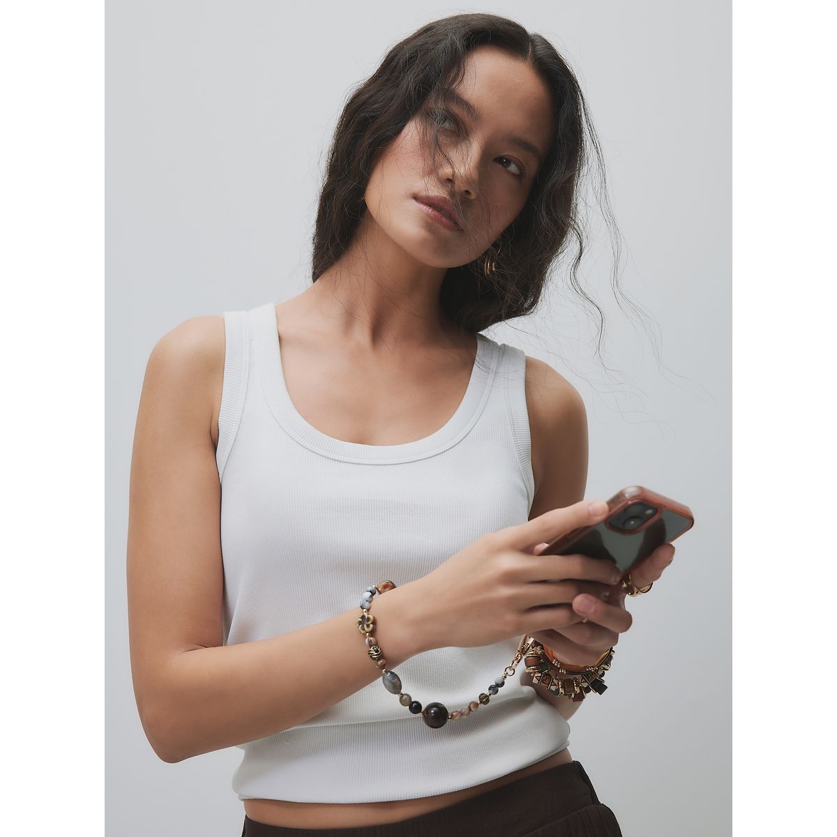 Sangle pour téléphone avec perles et résine bleu, NEXT
