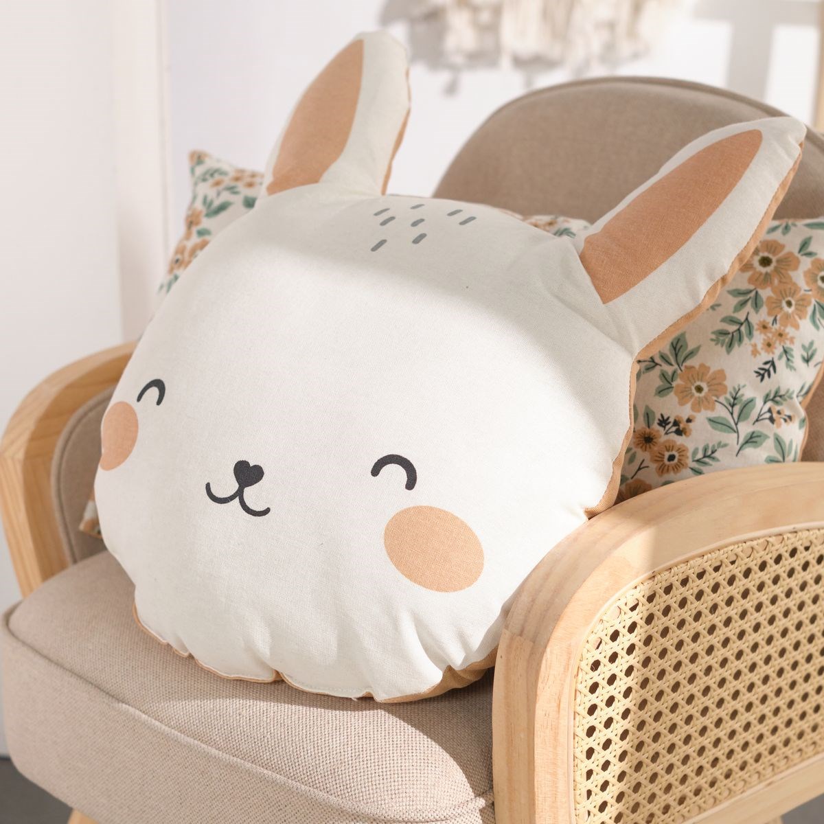 Coussin imprimé animalier coton FUNNY LAPIN rose, TODAY