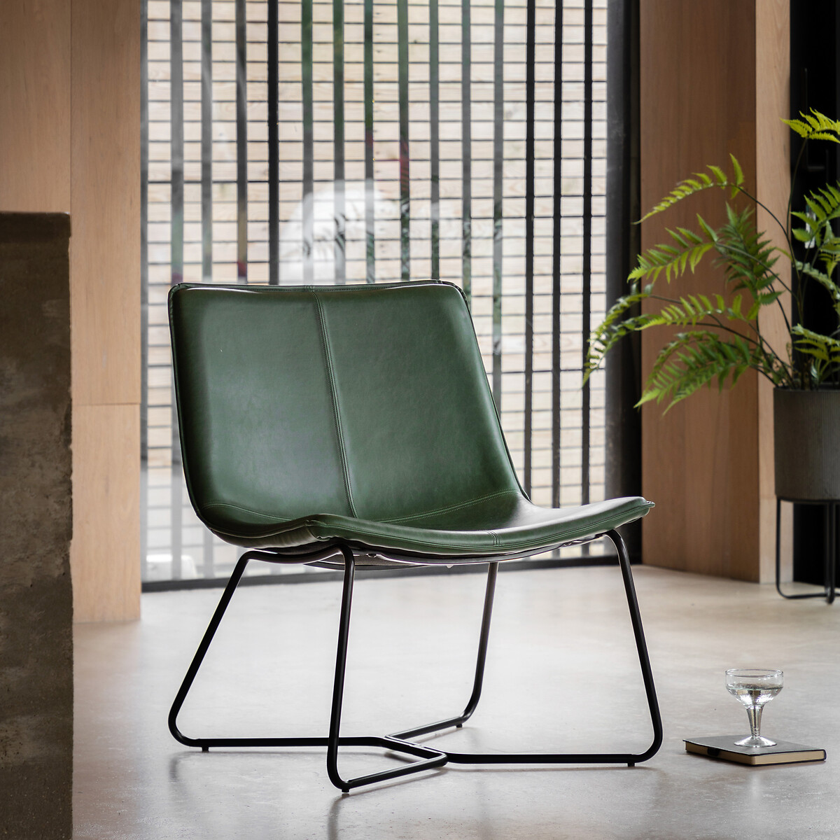 Hines Industrial Faux Leather Lounge Chair green, ÉDITÉ