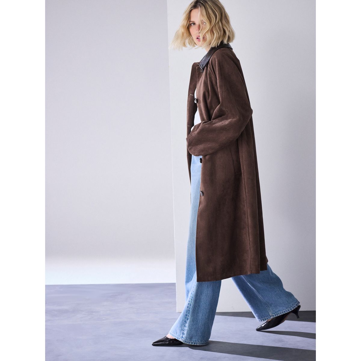 Trench en simili daim marron chocolat, NEXT