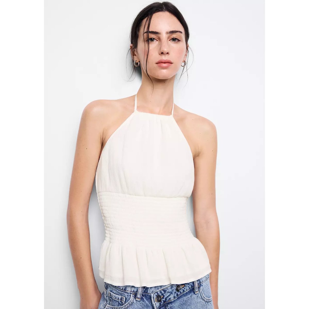 Top à encolure américaine détail froncé blanc cassé, MANGO TEEN