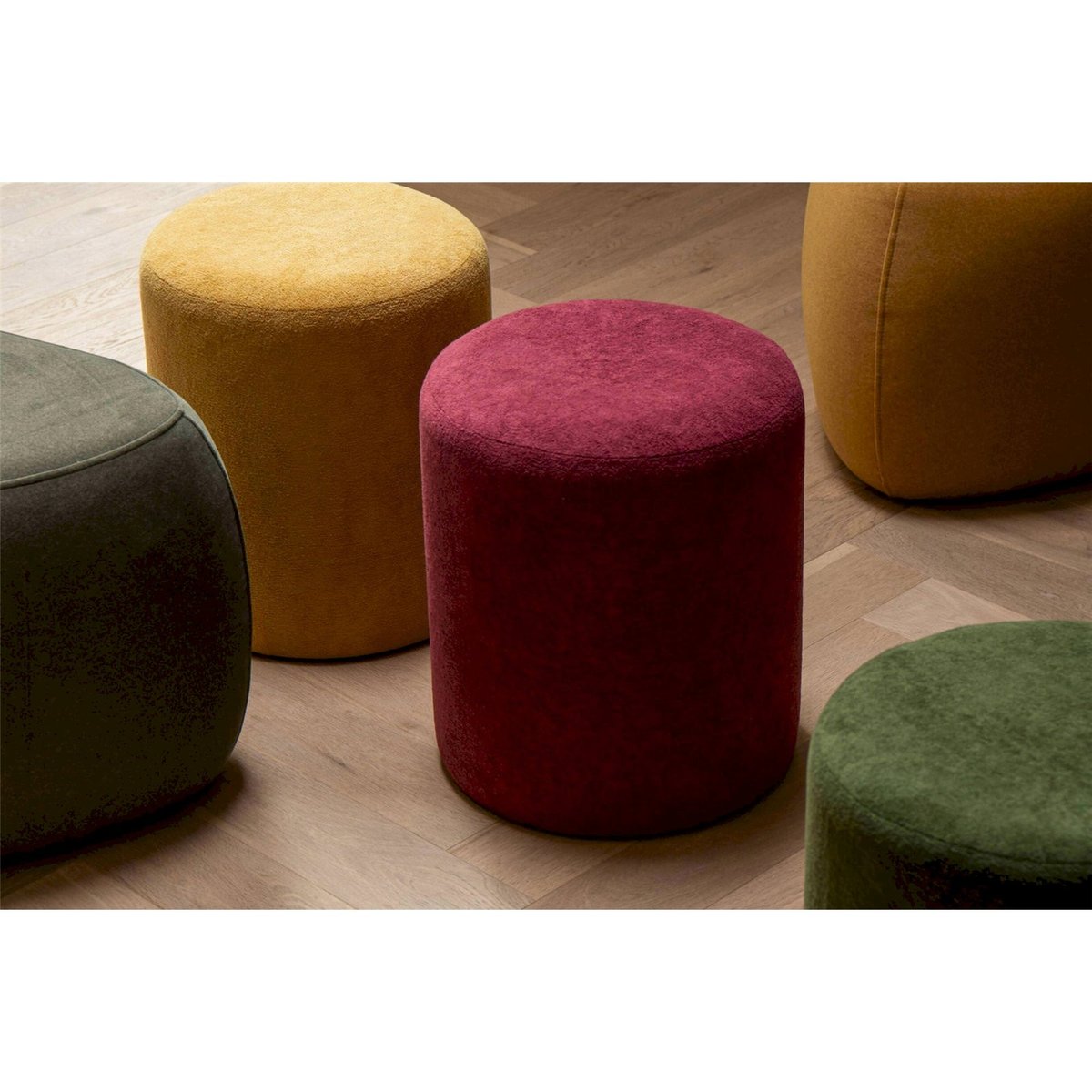 Pouf rond en tissu bordeaux, RECOLLECTION