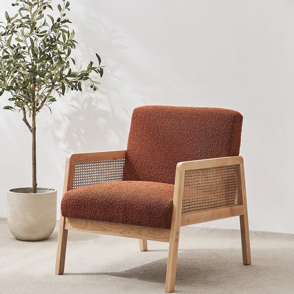 Fauteuil en cannage et tissu bouclé - MANI rouille, HOMIFAB