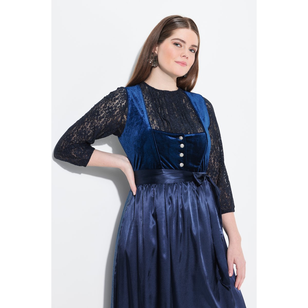Chemisier traditionnel Dirndl. marine, ULLA POPKEN