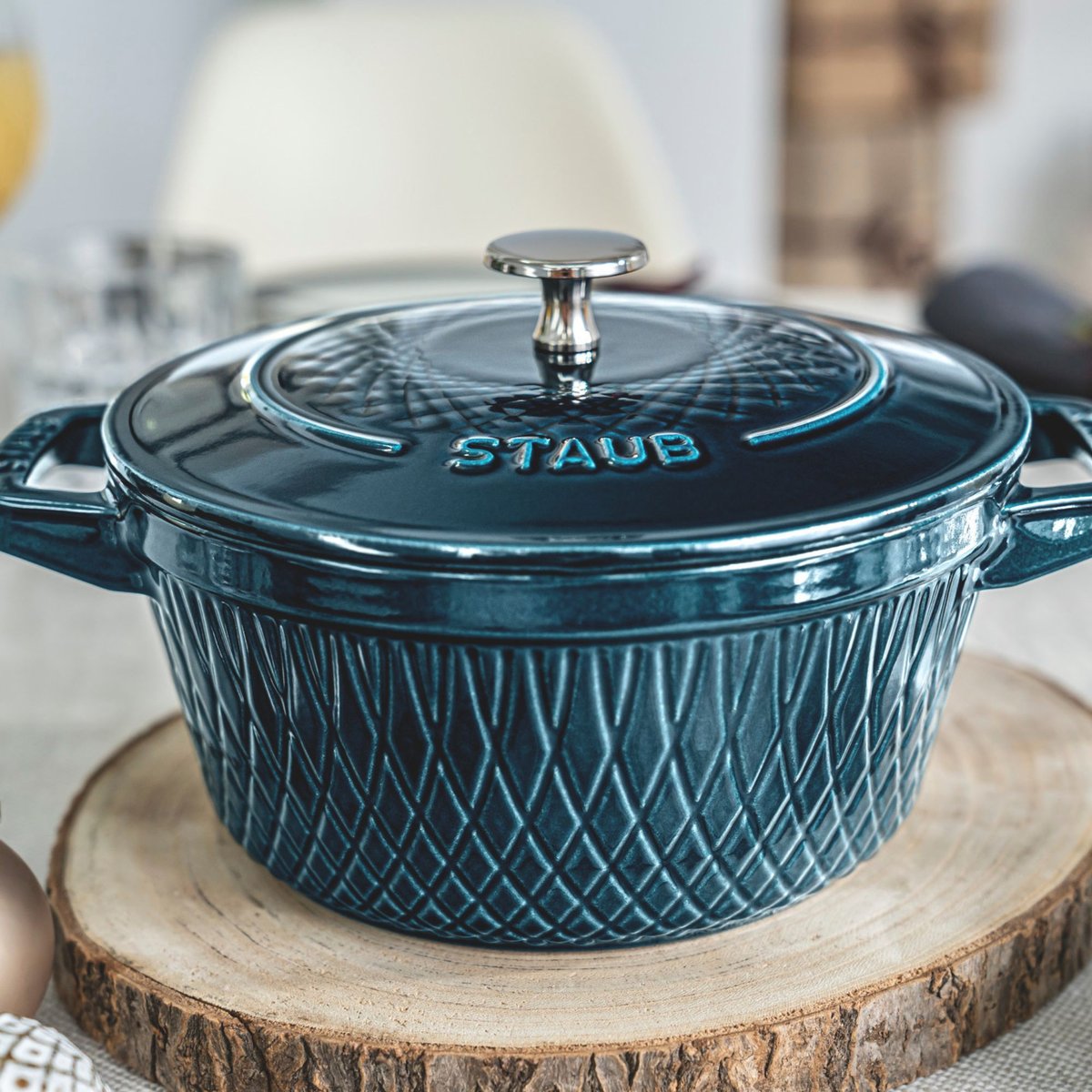 Cocotte twister 24 cm, Rond(e), La Mer, Fonte la mer, STAUB