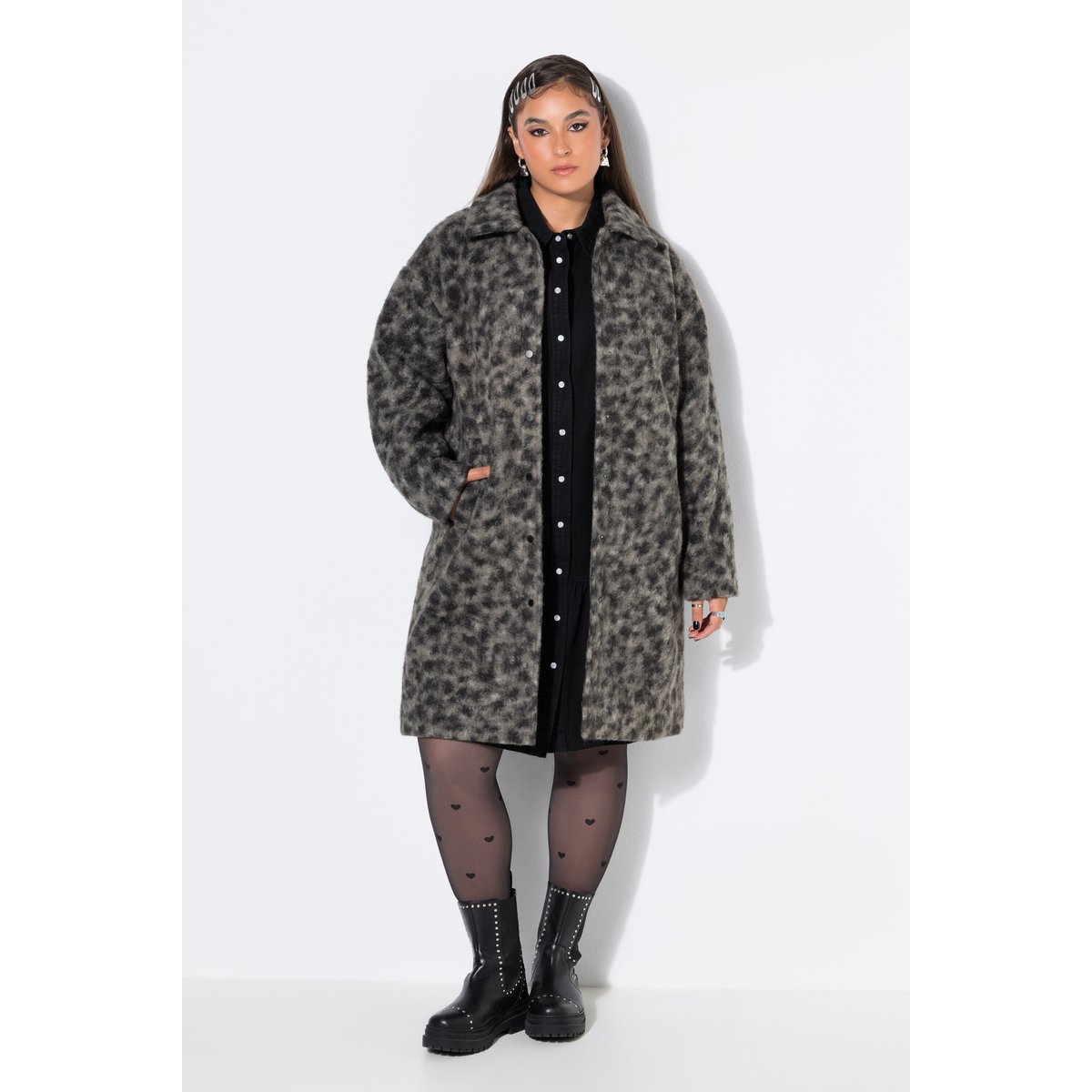 Manteau en peluche, coupe desserée anthracite, STUDIO UNTOLD